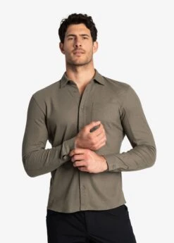 LOLE Colin Shirt - Desert Green -Lole Fashion Shop LSM0185 V799 3 1900x