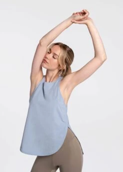 LOLE Performance Wool Tank Top - Fog Blue 12 LOLE Performance Wool Tank Top - Fog Blue -Lole Fashion Shop LSW4216 BA45 7 1900x