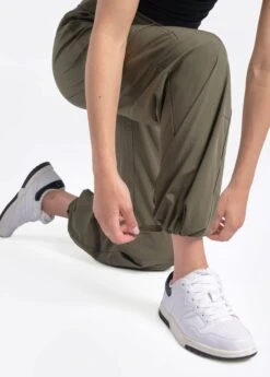 LOLE Forillon Pants - Ivy -Lole Fashion Shop LSW4219 V774 7 1900x