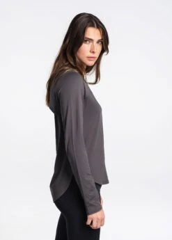 LOLE Repose Long Sleeve - Magnet 9 LOLE Repose Long Sleeve - Magnet -Lole Fashion Shop LSW4256 BB04 4 1900x