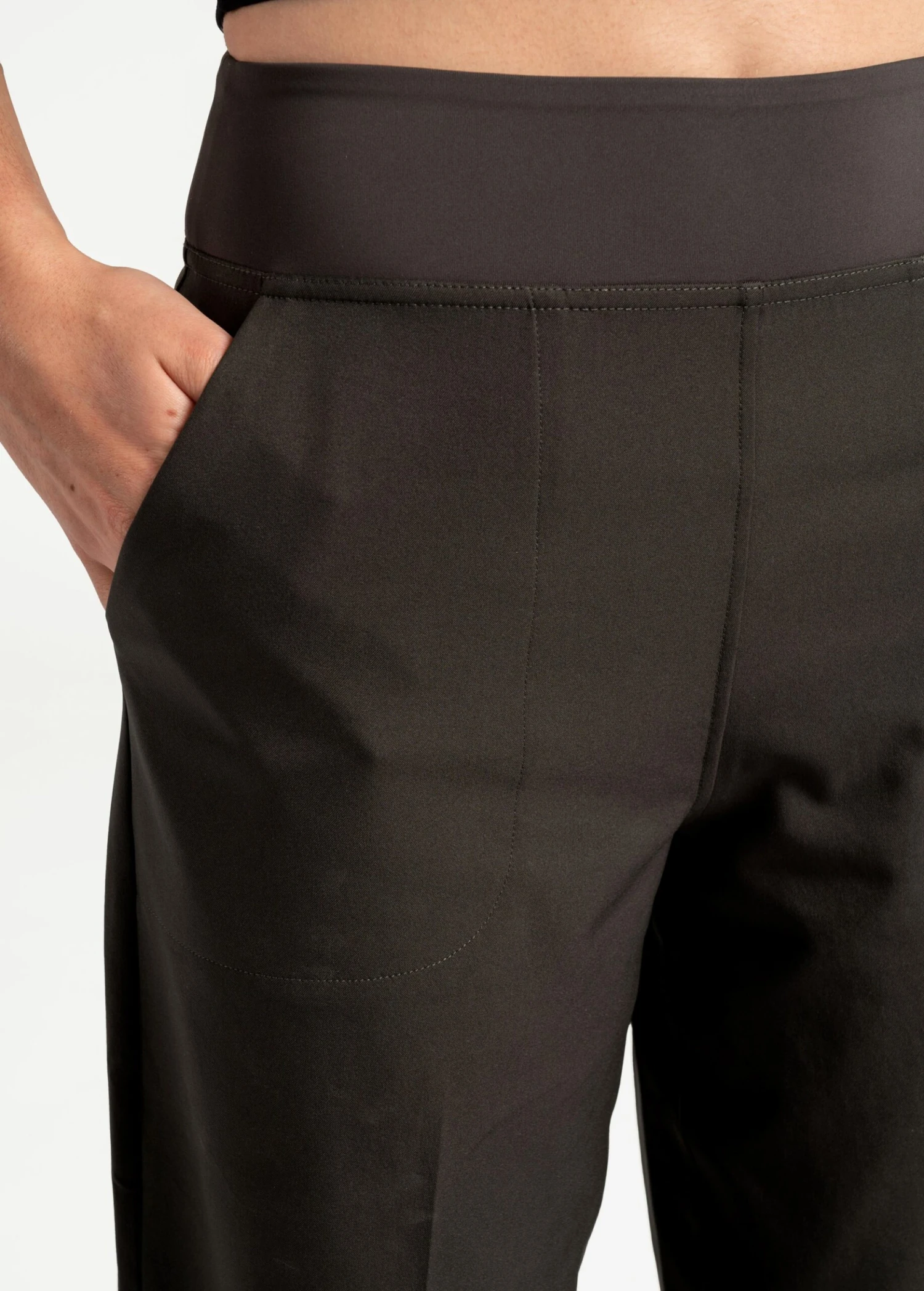 LOLE Connect Wide Leg Pants - Olive 6 LOLE Connect Wide Leg Pants - Olive - Image 6