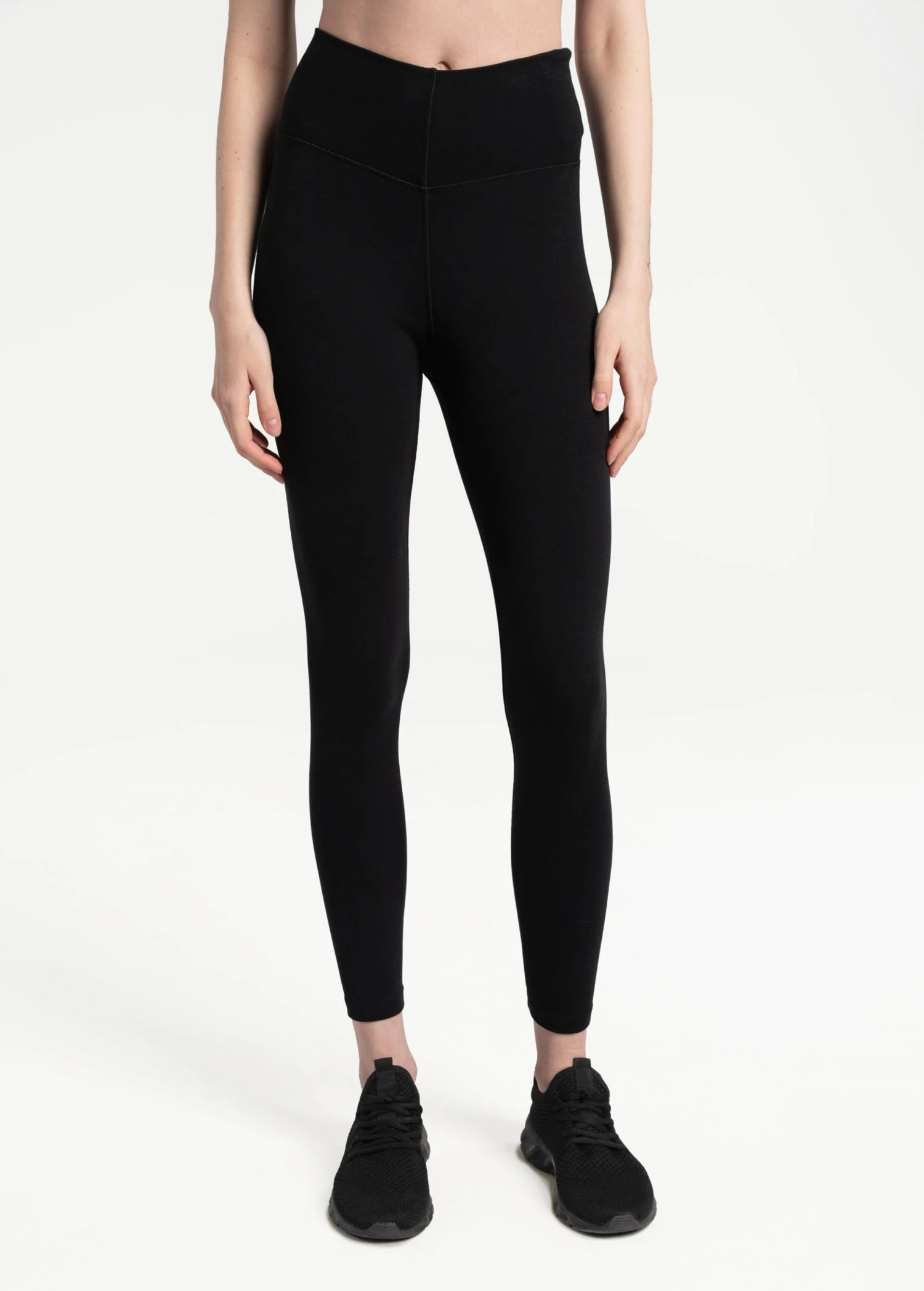 LOLE Organic Cotton Ankle Leggings - Black 2 LOLE Organic Cotton Ankle Leggings - Black - Image 2