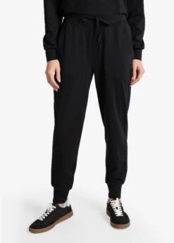 LOLE Om Tech Joggers - Black