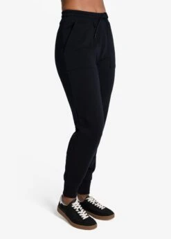 LOLE Easy Joggers - Black -Lole Fashion Shop LSW4412 N415 3 1900x