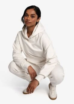 LOLE Easy Joggers - Cream -Lole Fashion Shop LSW4412 W441 6 1900x